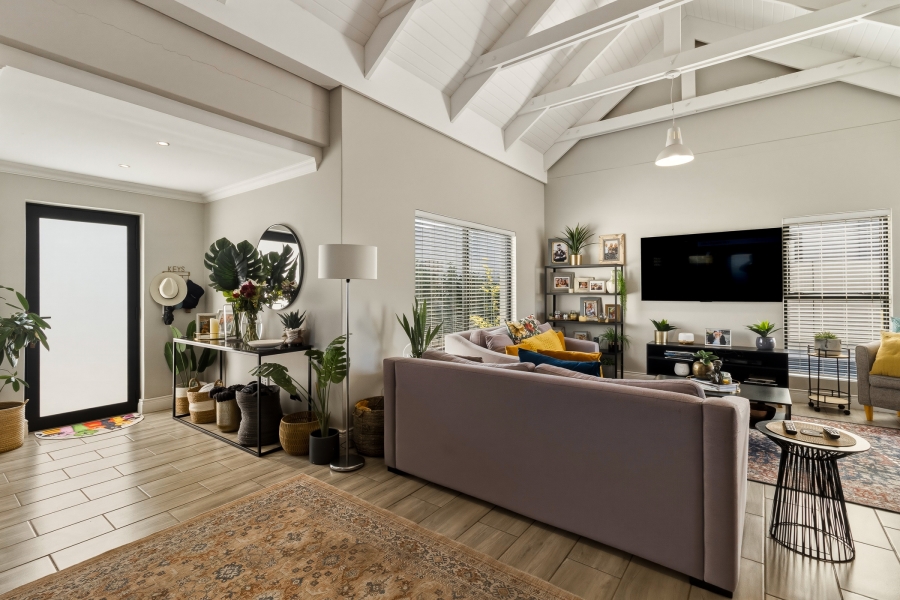 3 Bedroom Property for Sale in Aan de Wijnlanden Western Cape
